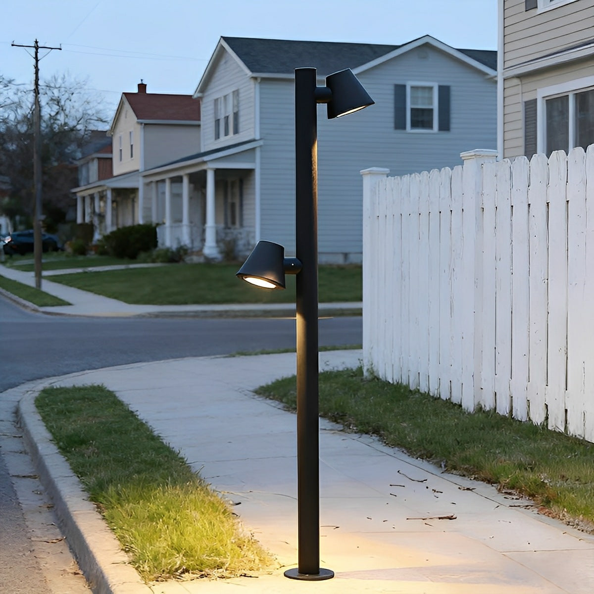 Waterproof Flash Black Modern Column Outdoor Street Pole Lights