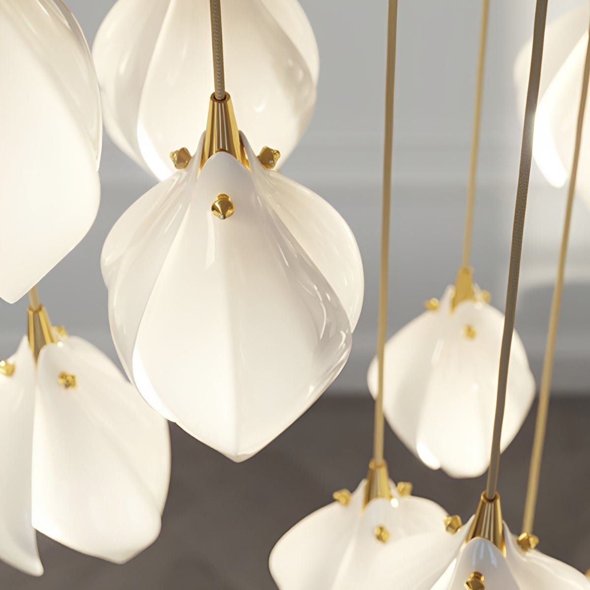 Modern Luxury Sculptural Ceramic Petal LED Chandelier - Flyachilles