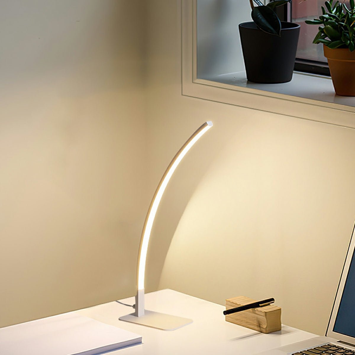 Modern Minimalist Arc LED Dimming Table Lamp - Flyachilles