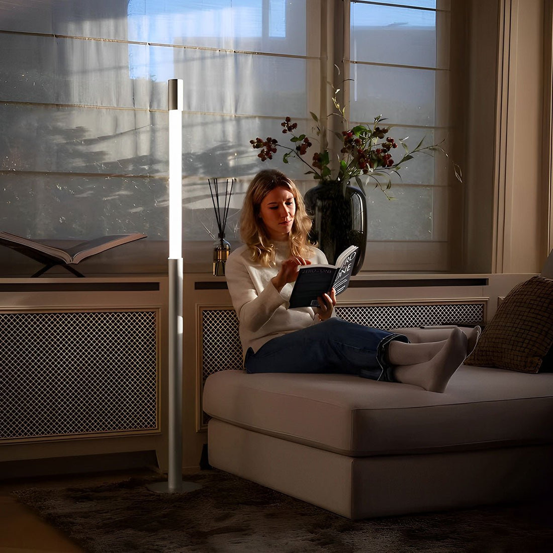 Modern Minimalist Liftable LED Floor Lamp - Flyachilles