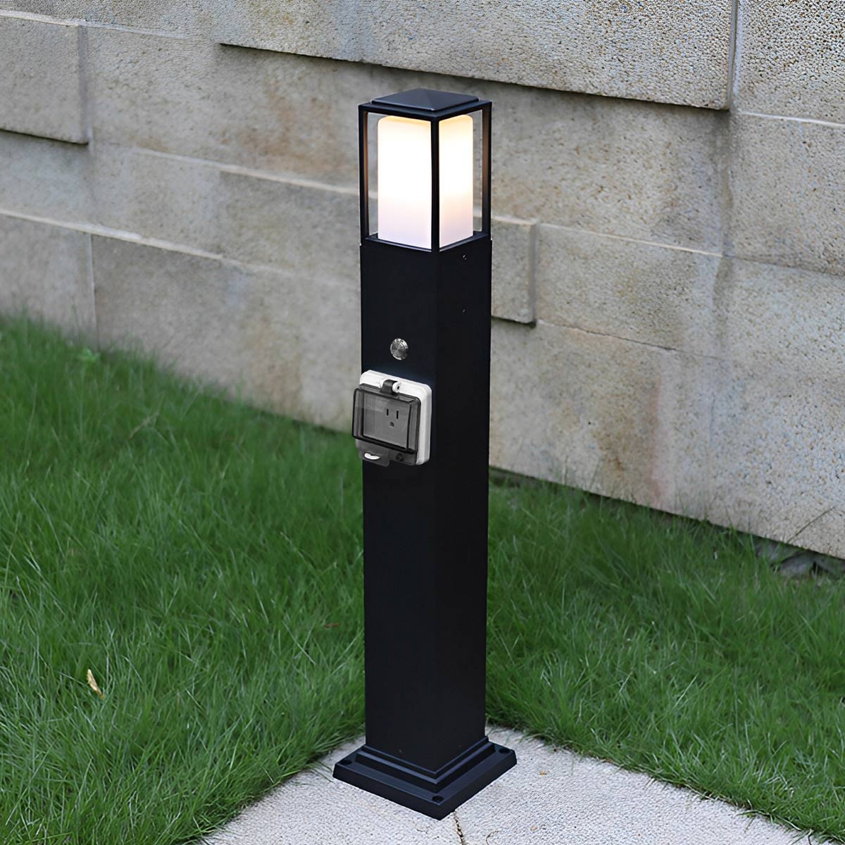 Modern Waterproof Outdoor LED Landscape Path Lights with Socket Charging Station - Flyachilles