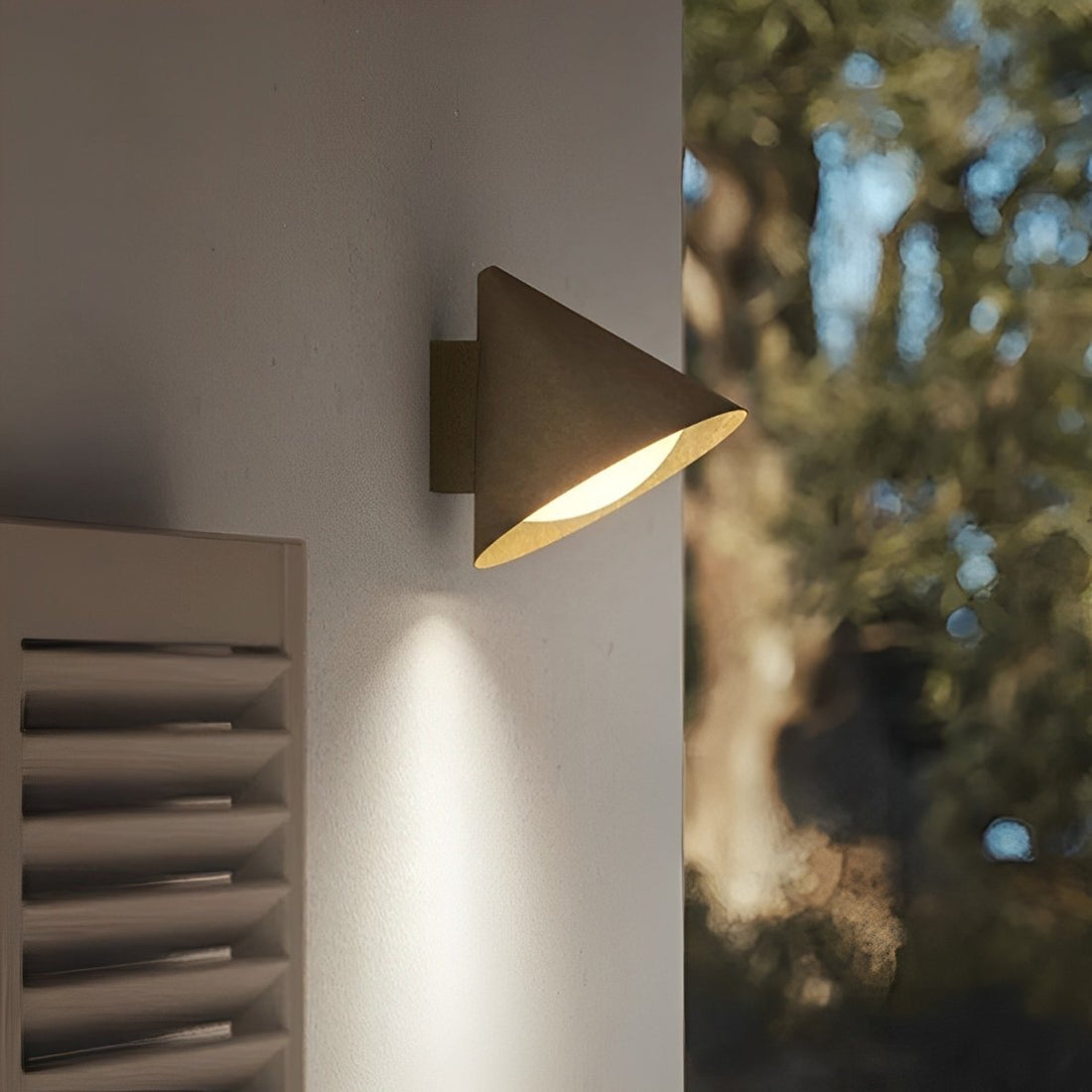 Solar Waterproof Modern Minimalist Bell LED Outdoor Wall Sconces - Flyachilles