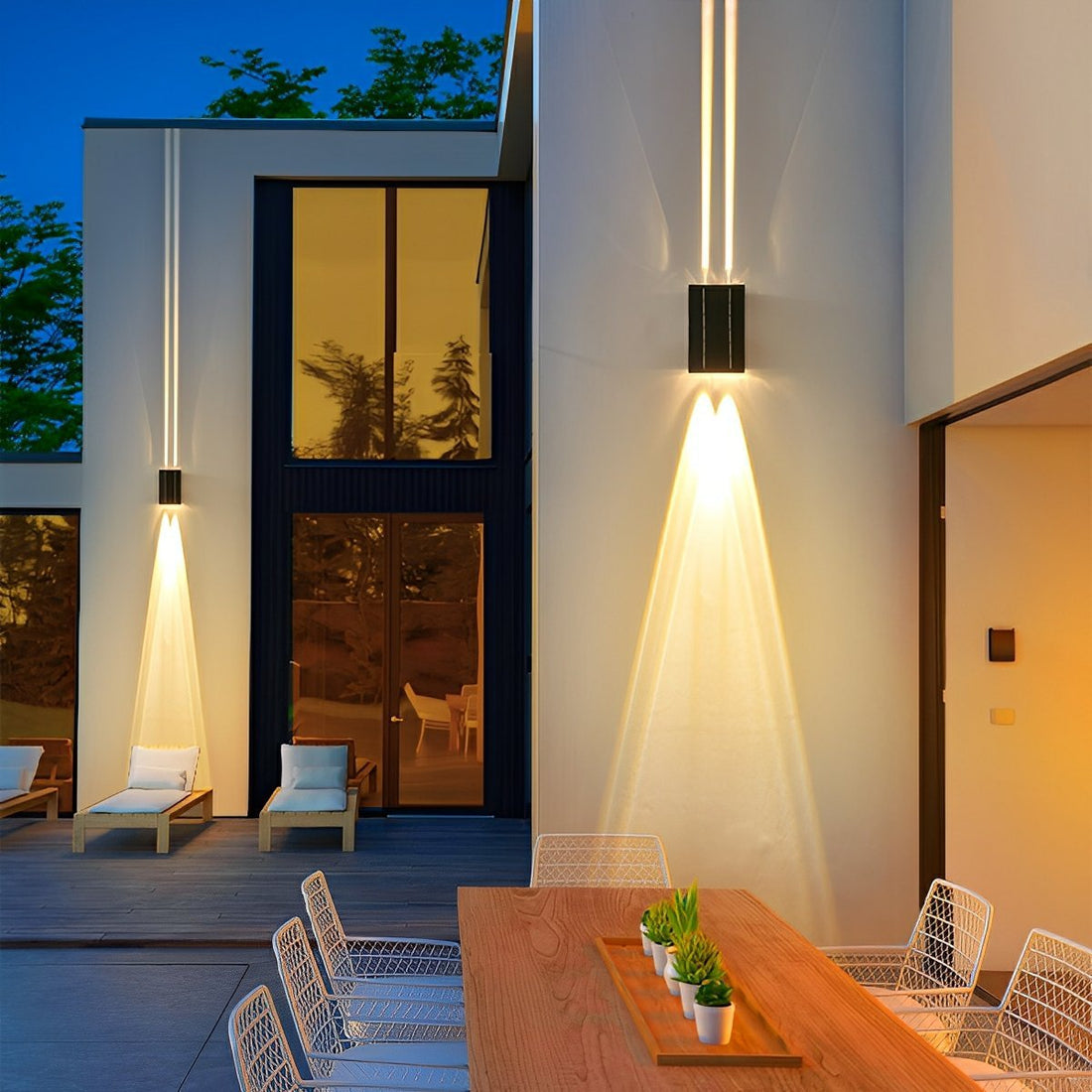 Solar Waterproof Modern Up&Down LED Outdoor Wall Washer Lights - Flyachilles