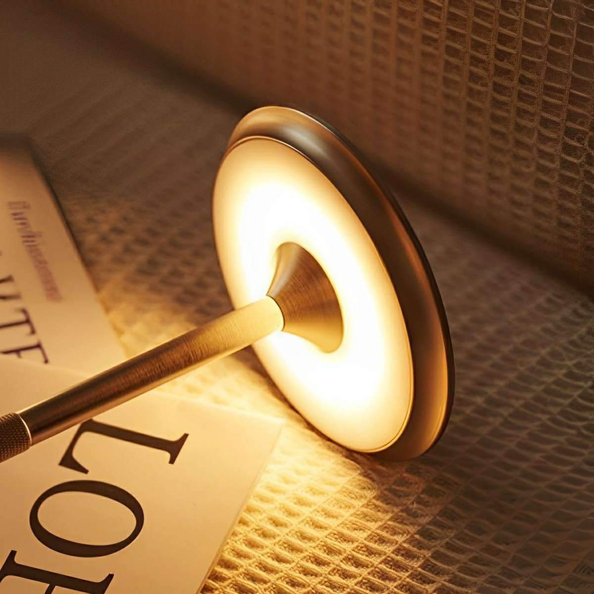 USB Dimmable Dish LED Table Lamp - Flyachilles