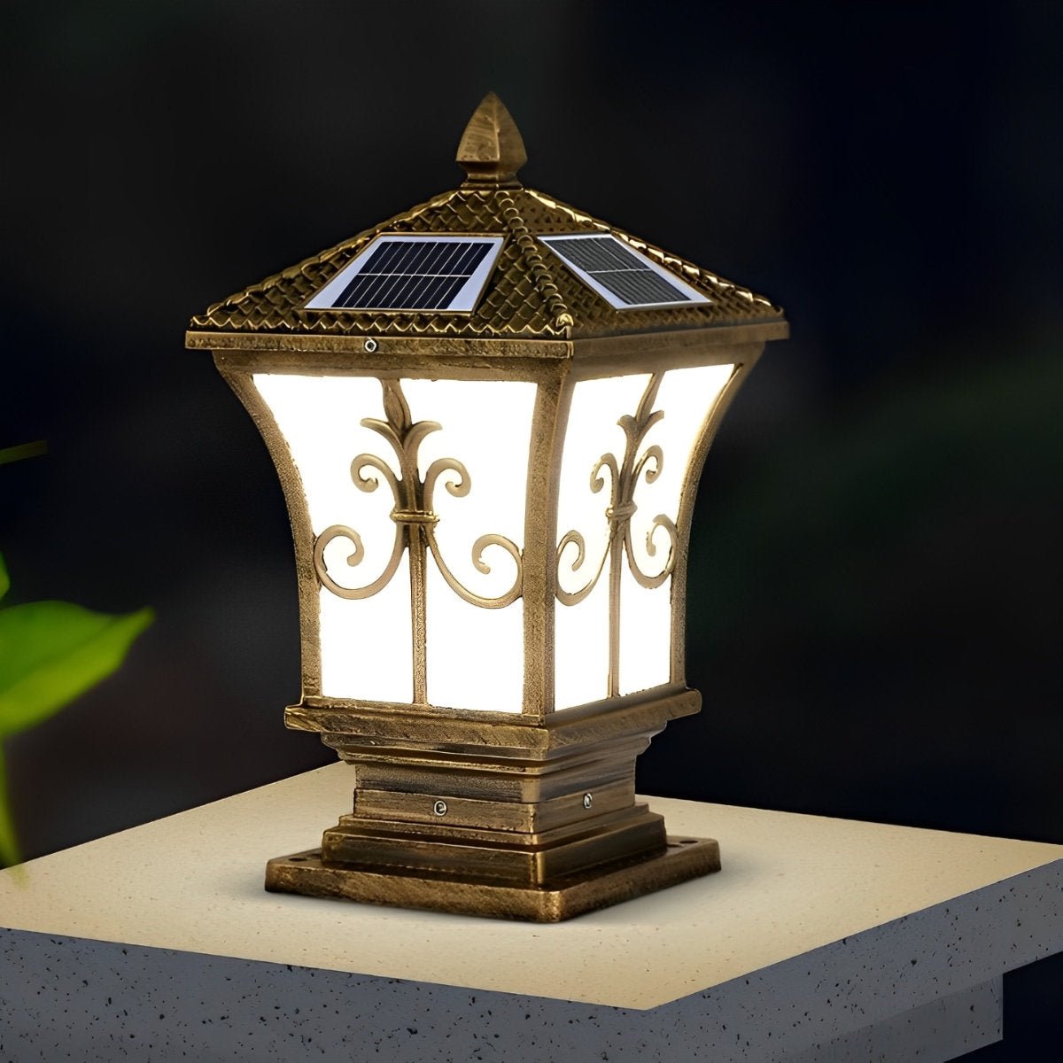Vintage Pattern Waterproof Automatic Solar Powered Fence Post Lights - Flyachilles