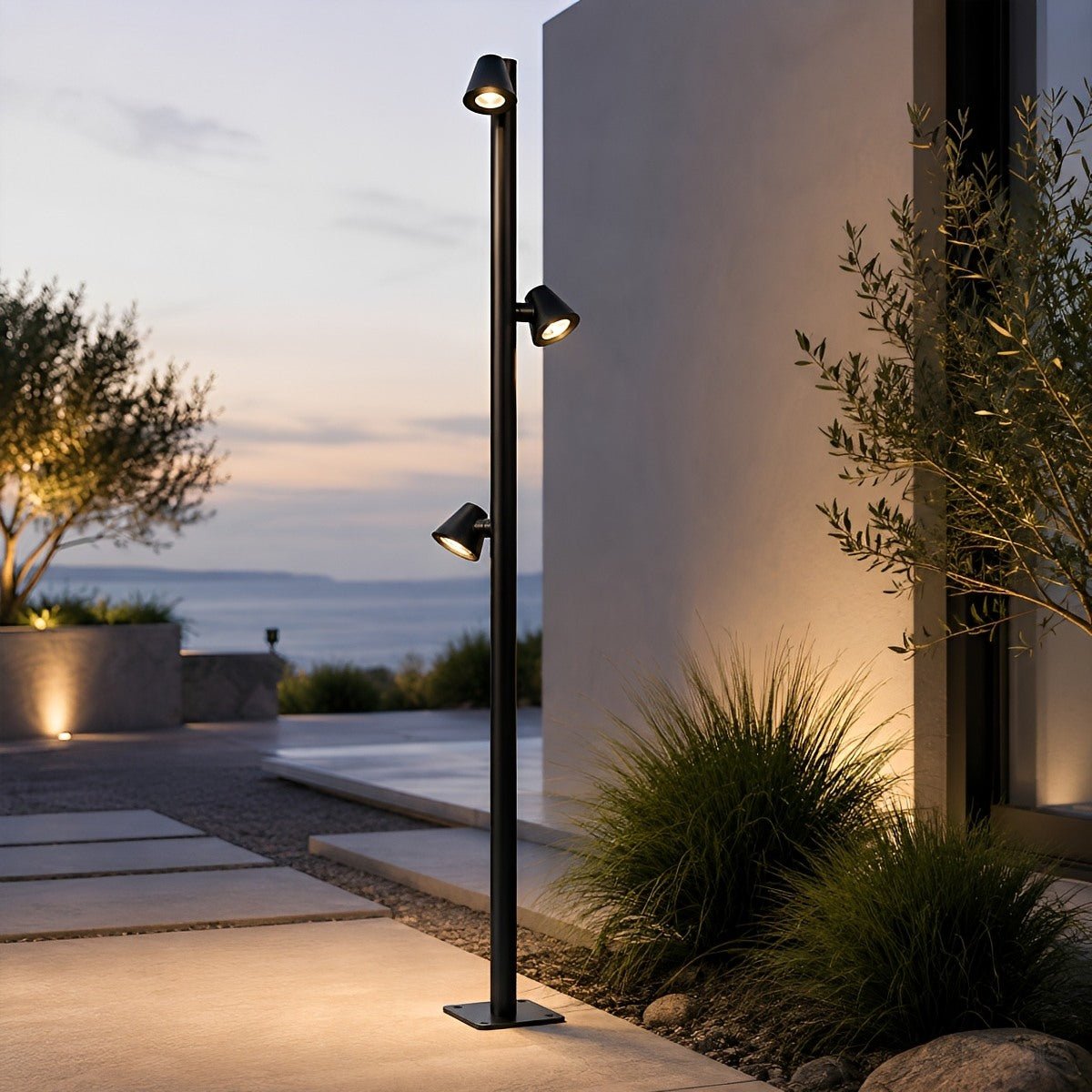 Waterproof Flash Black Modern Column Outdoor Street Pole Lights - Flyachilles