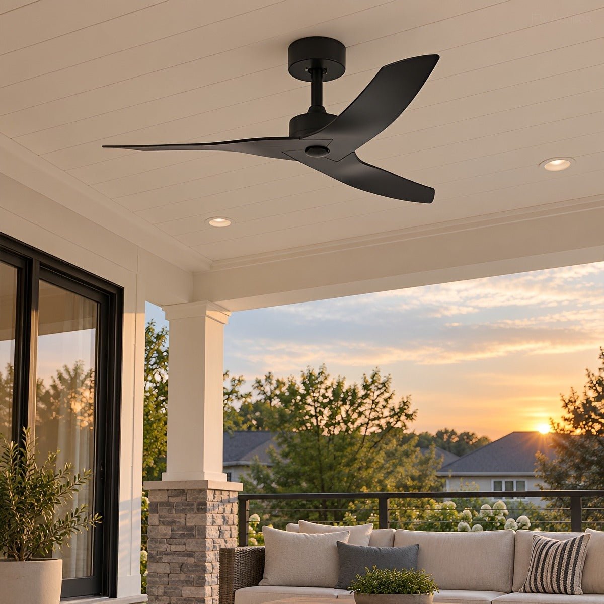 Waterproof Modern Sculpted Curved 3-Blade Outdoor Ceiling Fan - Flyachilles